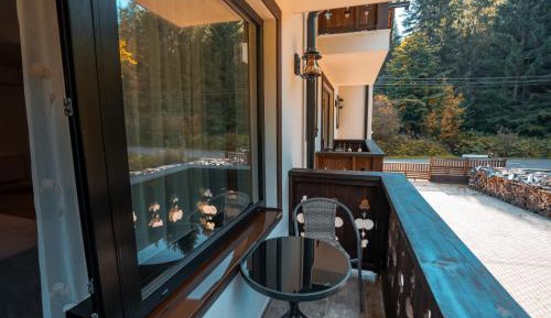 Deluxe Double or Twin Room with Garden View