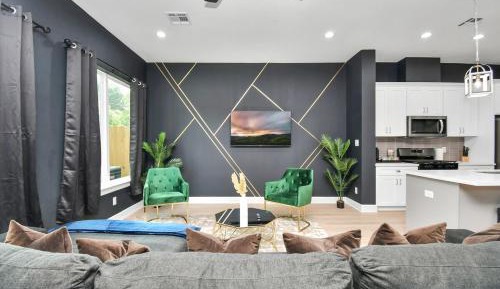 Six-Bedroom House