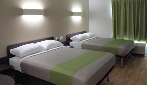 Deluxe Quadruple Room - Non-Smoking