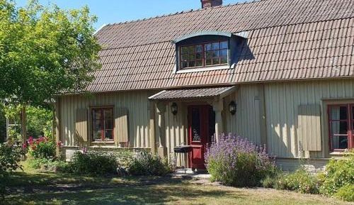 Two-Bedroom Holiday Home