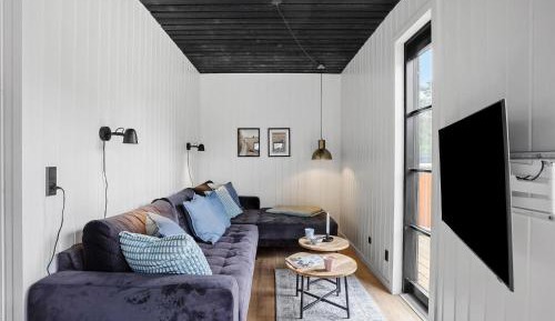 Four-Bedroom Holiday Home