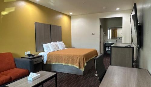Deluxe King Room