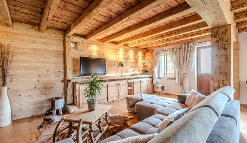 Five-Bedroom Apartment