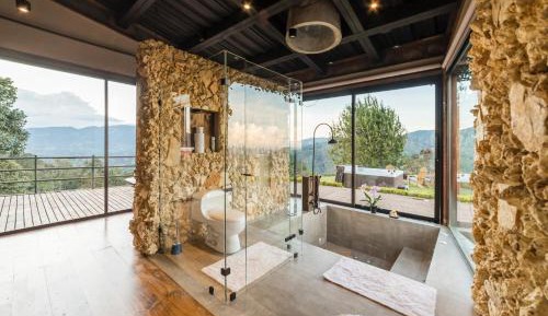 Superior One-Bedroom Apartment with Balcony