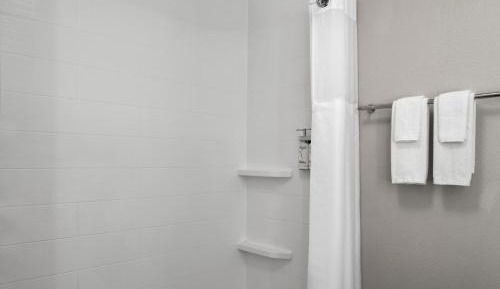 Standard Queen Room with Two Queen Beds