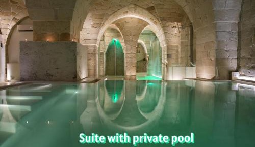 Suite with Private Pool