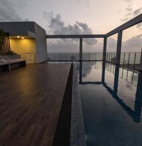 Two-Bedroom Apartment with Balcony and Sea View