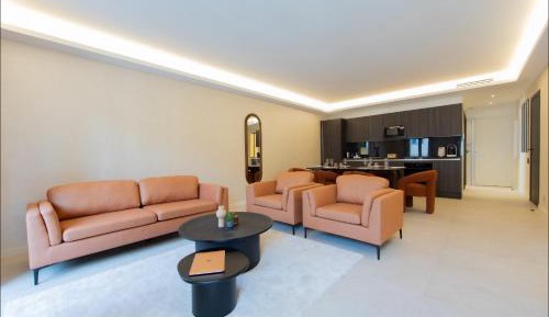 EPSILON -Three-Bedroom Suite with balcony