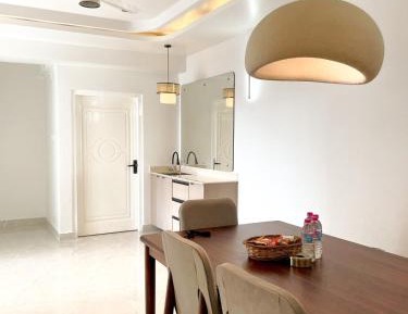 Three-Bedroom Apartment with Balcony