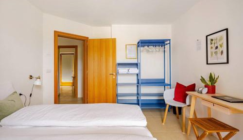 Two-Bedroom Deluxe Apartment with Balcony