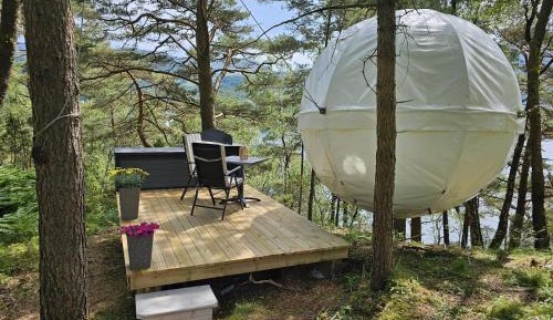 Tent