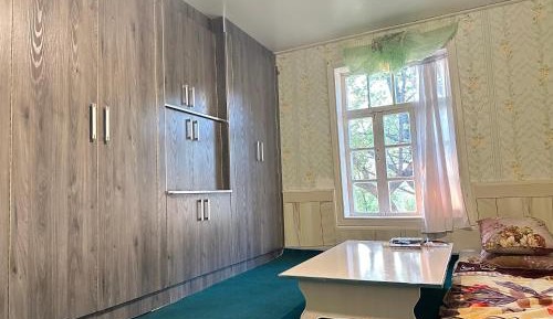 Family Room with Mountain View