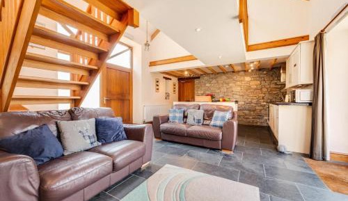 Three-Bedroom Holiday Home 