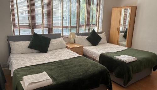 Deluxe Quadruple Room