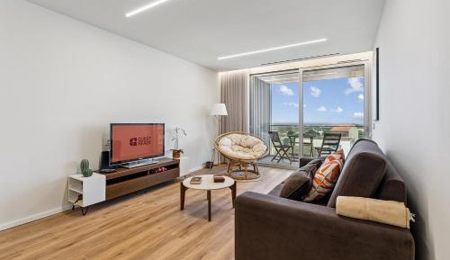 One-Bedroom Apartment with Balcony