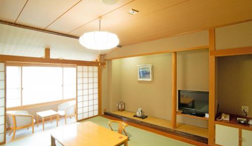 Japanese-Style Quadruple Room