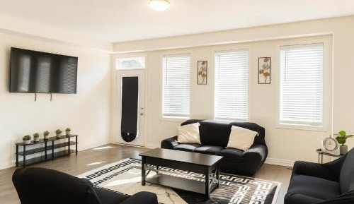 Three-Bedroom Townhouse