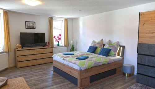 Apartment with Mountain View