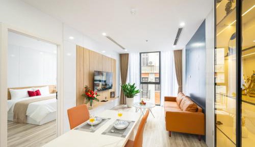 Deluxe One-Bedroom Apartment