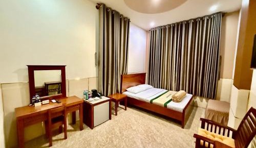 Deluxe Queen Room