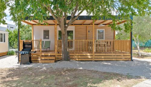 Mobile Home with terrace