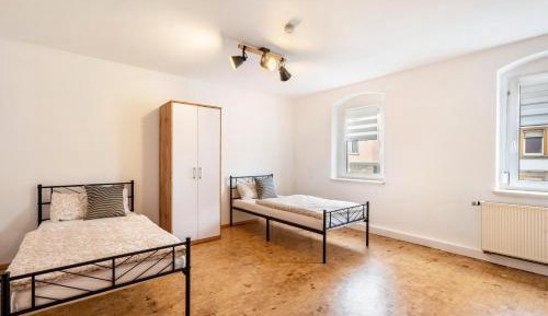 Superior One-Bedroom Apartment