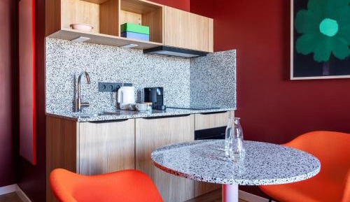 Medium Studio with Kitchenette
