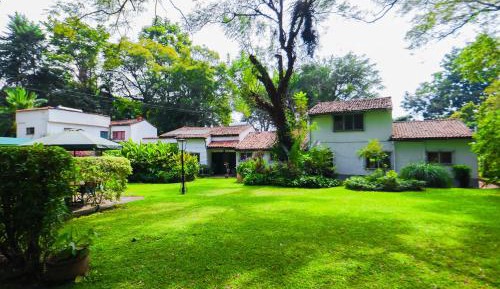 Villa with Garden View