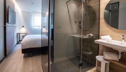 Small Standard Room