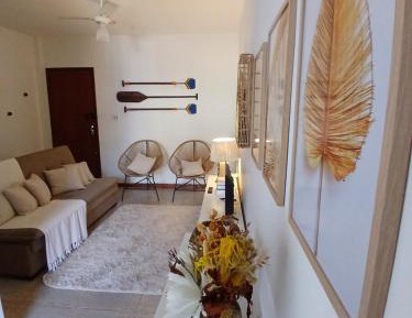 Two-Bedroom Deluxe Apartment with Balcony