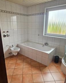 Twin Room with Private External Bathroom