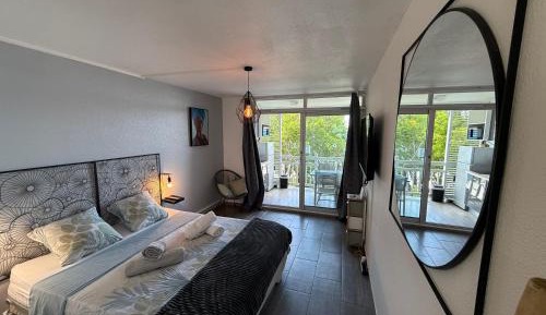 Studio with Sea View