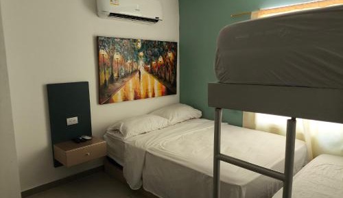 Quadruple Room with Private Bathroom