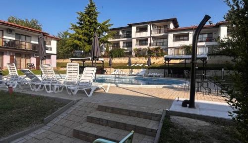 Studio with Pool View