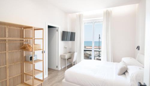 Superior Double or Twin Room with Sea View