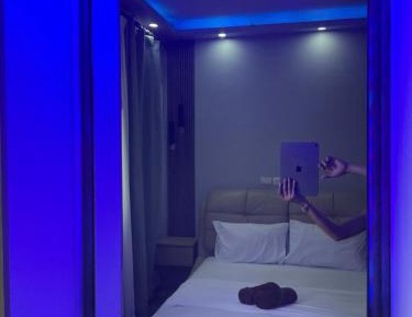 Room #1473446401