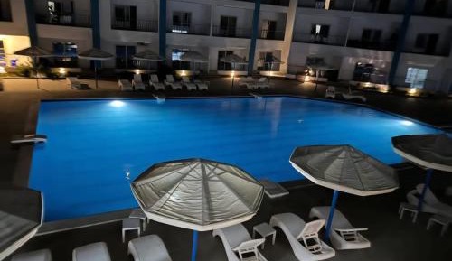 One-Bedroom Apartment with Balcony and Water View