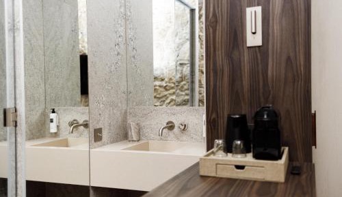 Double or Twin Room with Private Bathroom