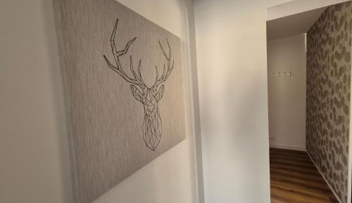 Classic One-Bedroom Apartment with King Bed