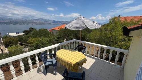 Studio Apartment with Sea View