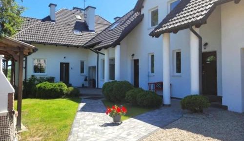 Three-Bedroom Apartment with Lake View