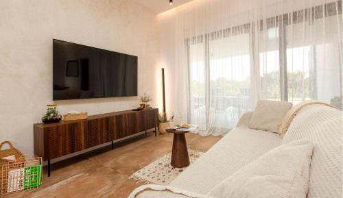 Two-Bedroom Holiday Home