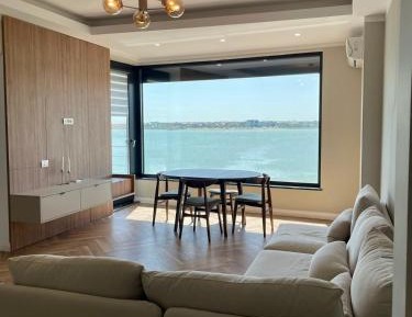 Two-Bedroom Apartment with Lake View