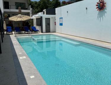 Two-Bedroom Deluxe Apartment with Balcony