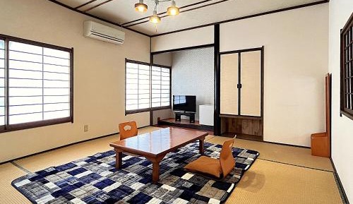 Single Room with Shared Shower and Toilet