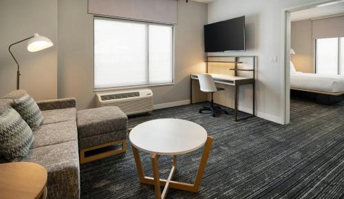 One-Bedroom King Suite with Sofa Bed 