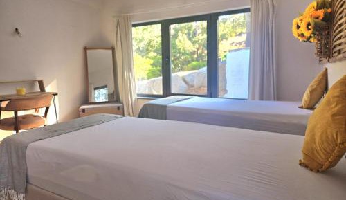 Deluxe Family Suite