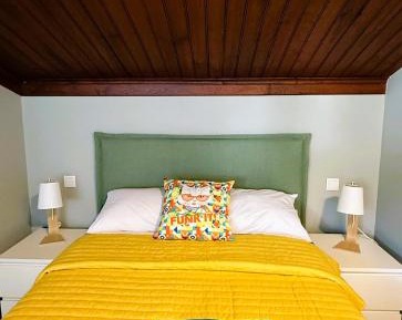 Deluxe Queen Room