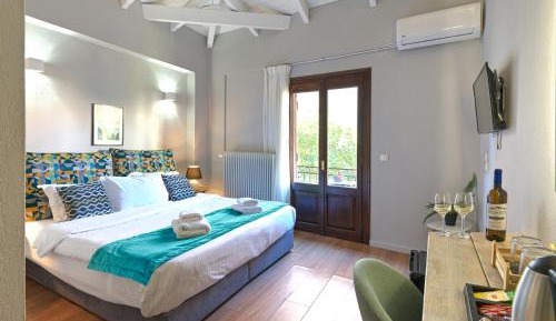 Deluxe Double or Twin Room