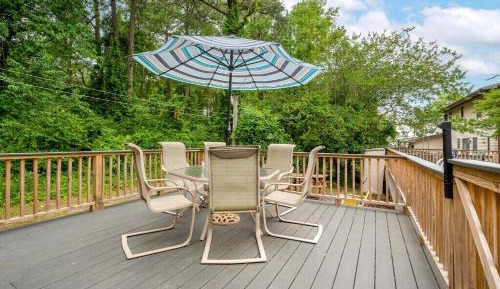 Three-Bedroom Holiday Home 